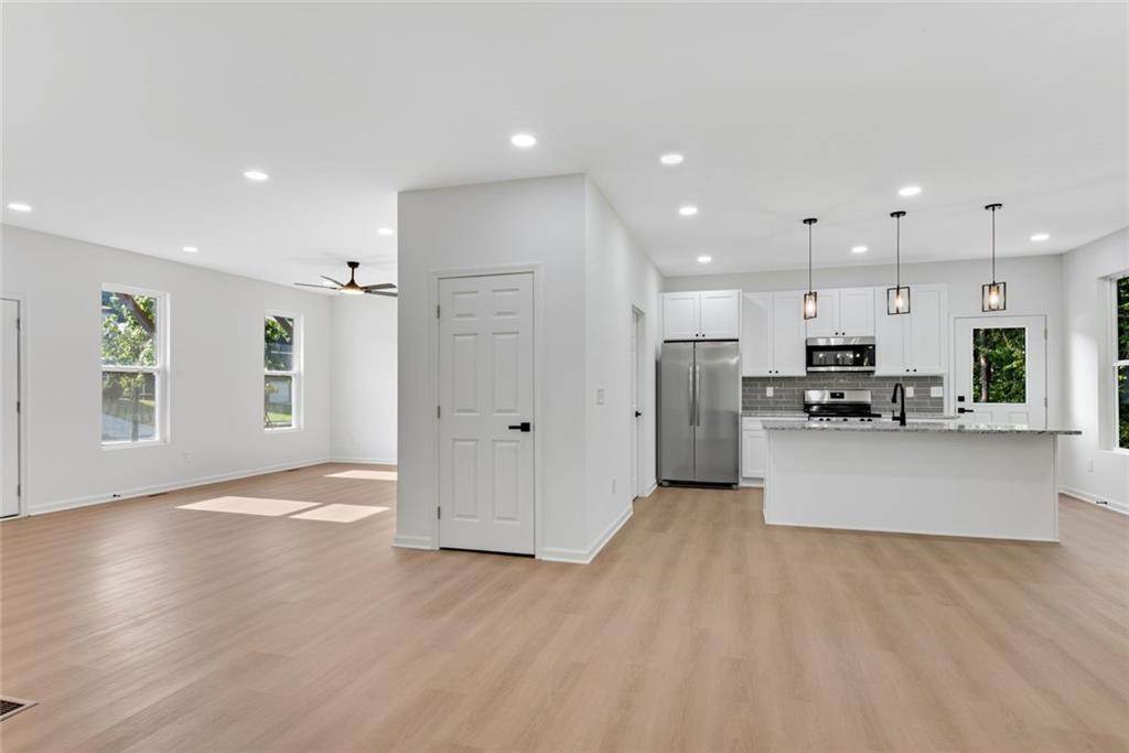 3402 Ashford Loop Property Photo 8