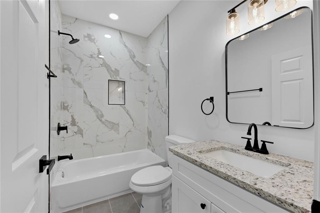 3402 Ashford Loop Property Photo 17
