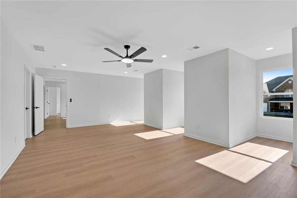 3402 Ashford Loop Property Photo 20