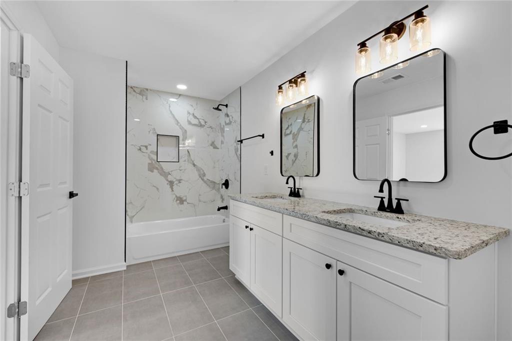 3402 Ashford Loop Property Photo 23
