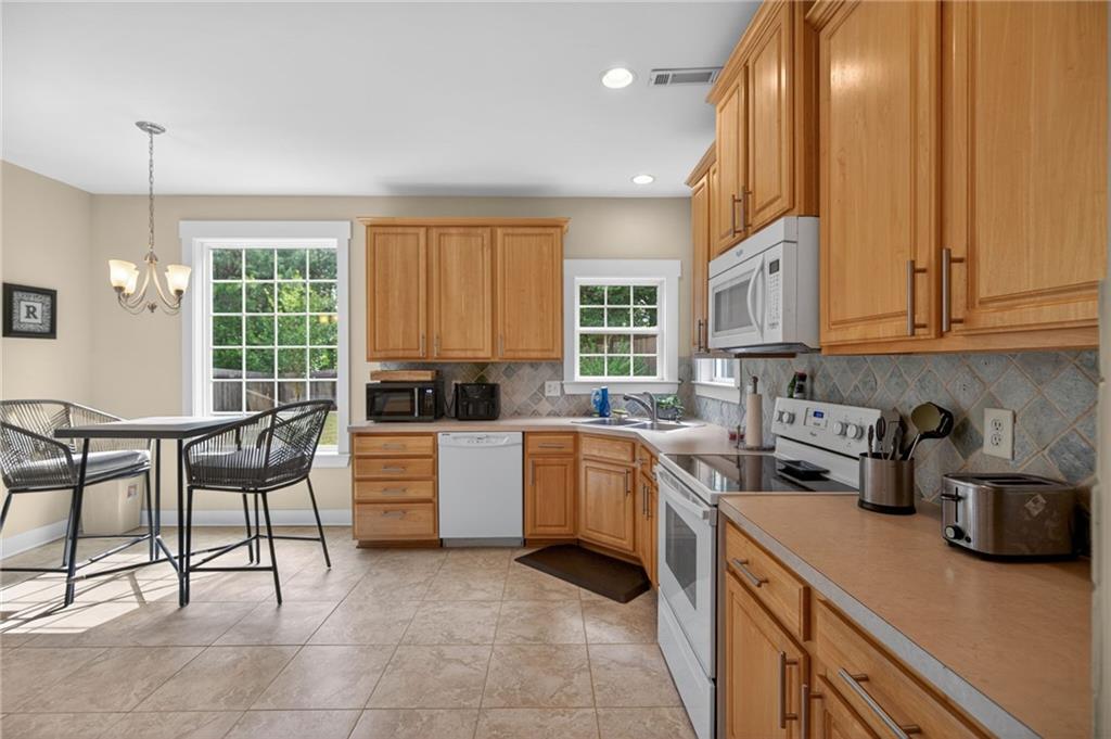 507 Rippling Court Property Photo 8