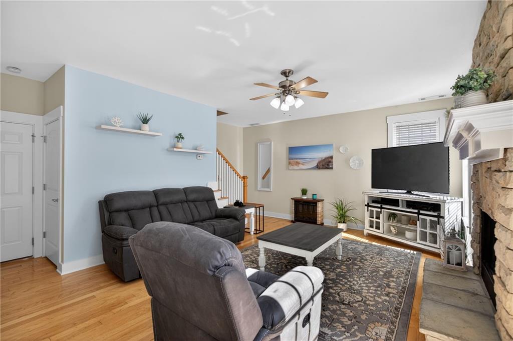 507 Rippling Court Property Photo 11