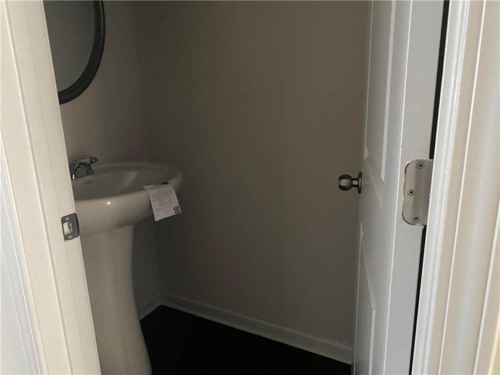 7083 Gladstone Circle Property Photo 5