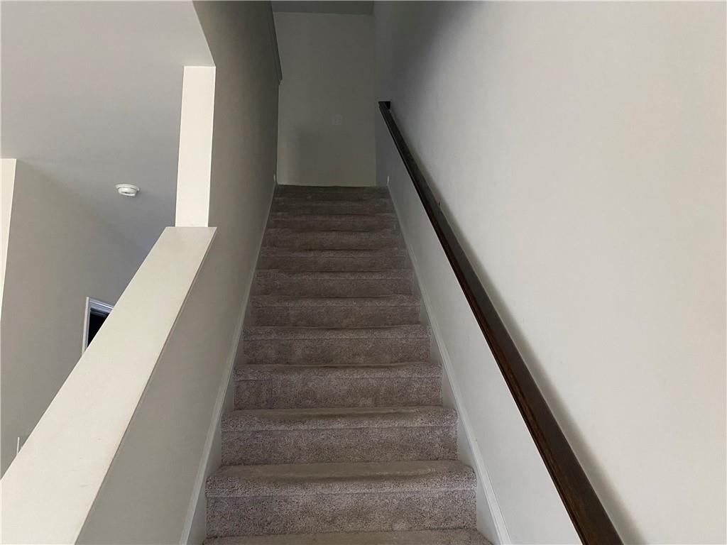 7083 Gladstone Circle Property Photo 6