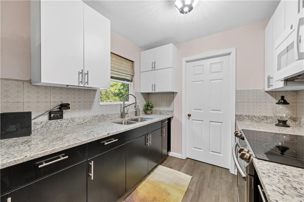 65 Jackson Road Property Photo 8