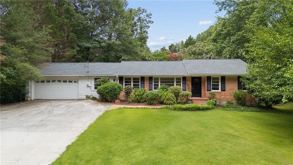 5028 Tilly Mill Road Property Photo 1