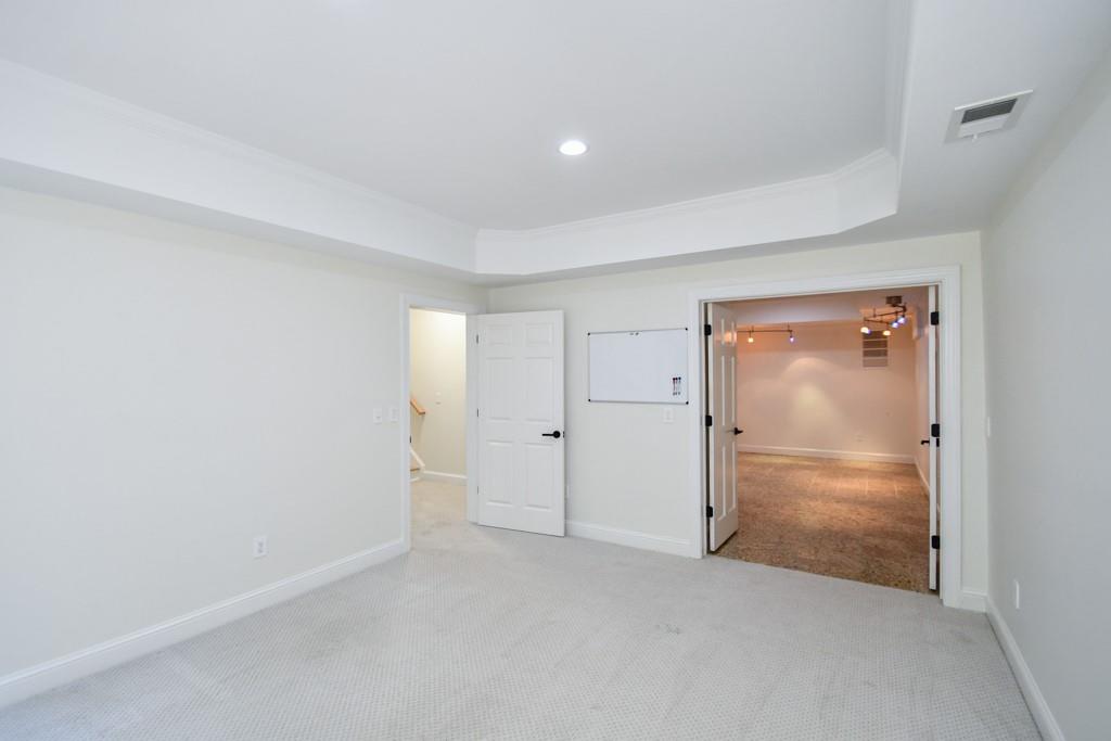1695 Windsor Cove Property Photo 47