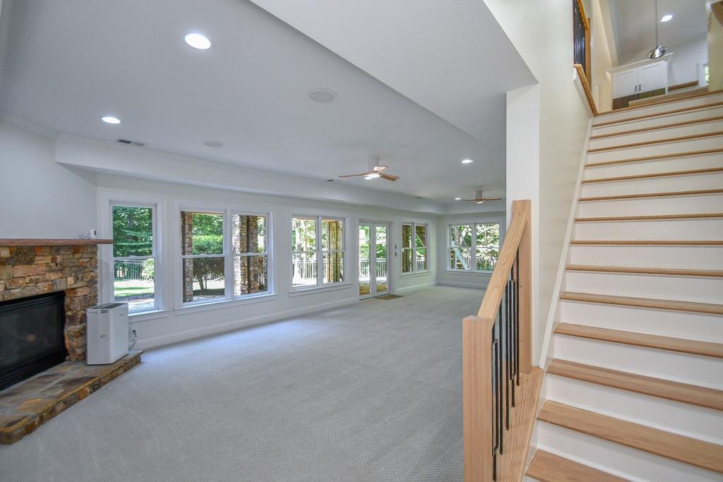 1695 Windsor Cove Property Photo 49