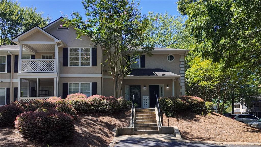 904 Peachtree Forest Terrace Property Photo 1