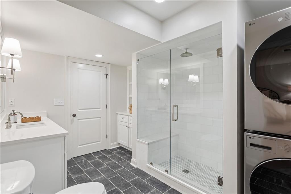 896 Glenbrook Drive Nw Property Photo 35