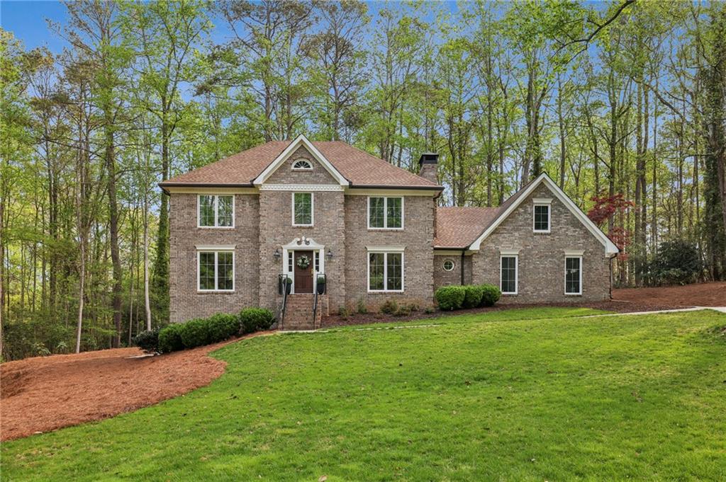 8025 River Circle Property Photo 1