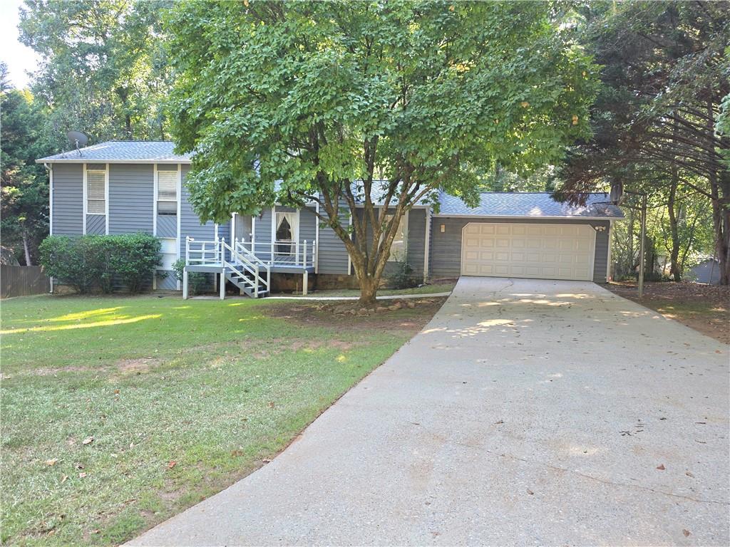 692 Talemwood Court Property Photo 2