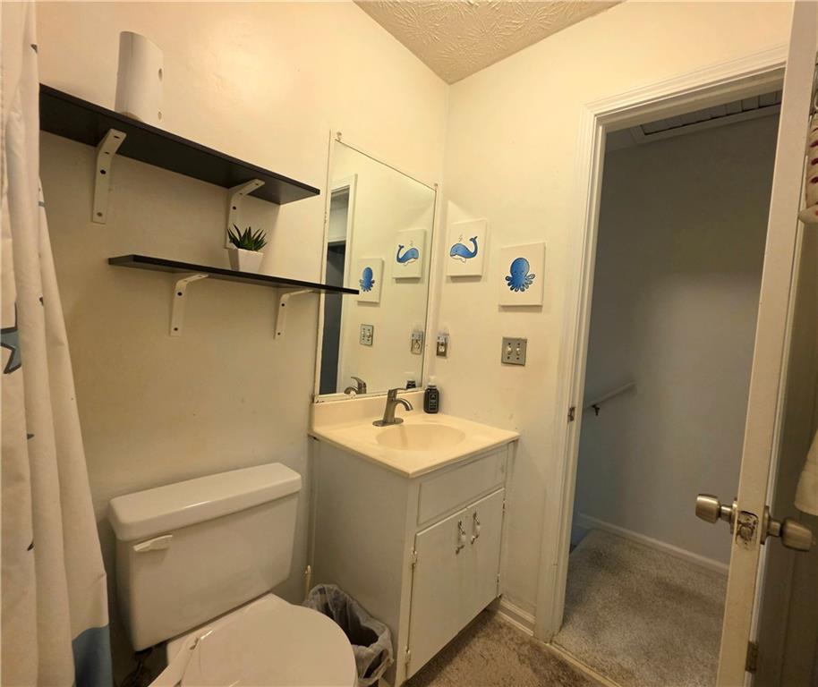 692 Talemwood Court Property Photo 16