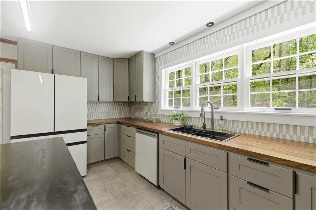 5430 Bethlehem Road Property Photo 7