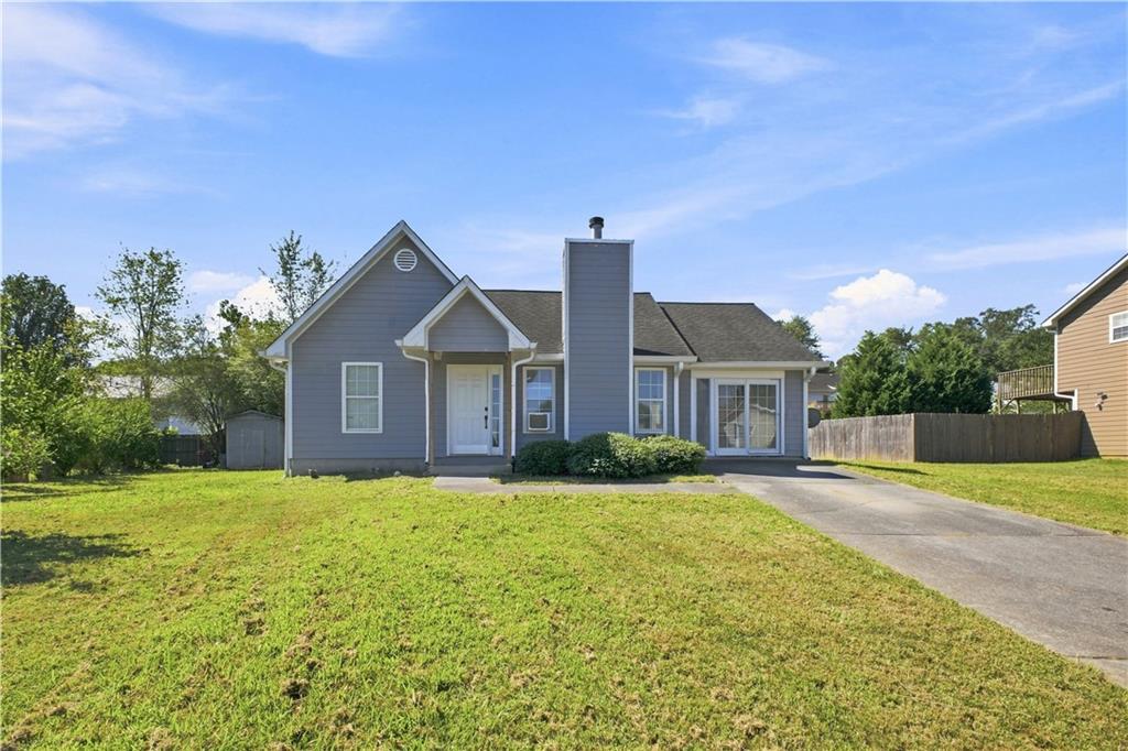 131 Nicole Circle Property Photo 4