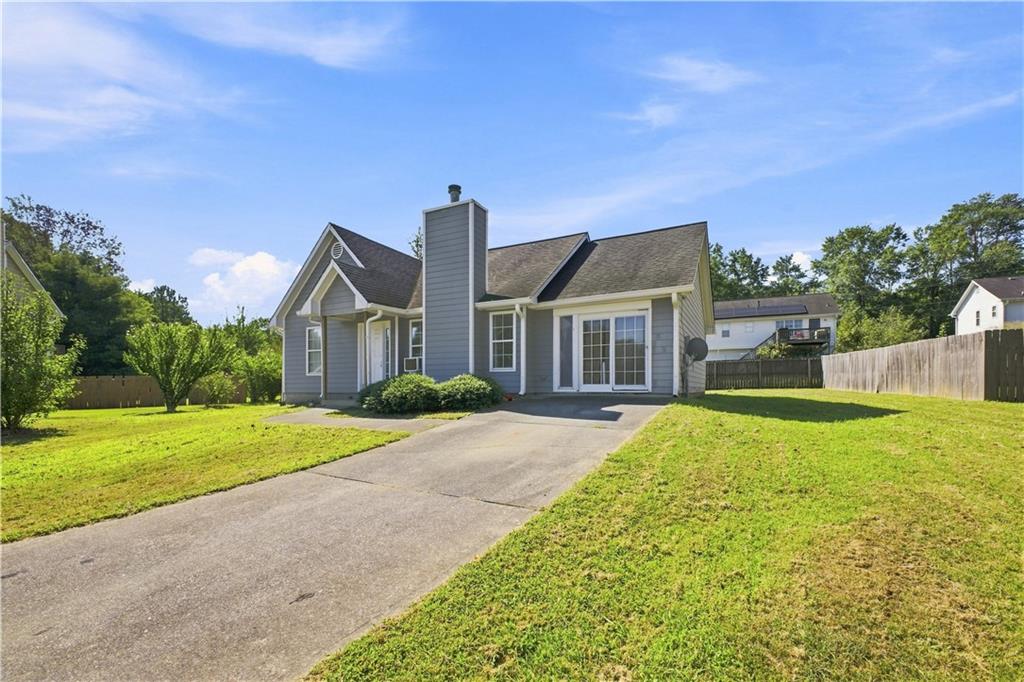 131 Nicole Circle Property Photo 5
