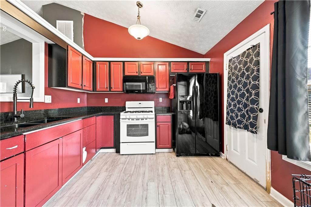 131 Nicole Circle Property Photo 18