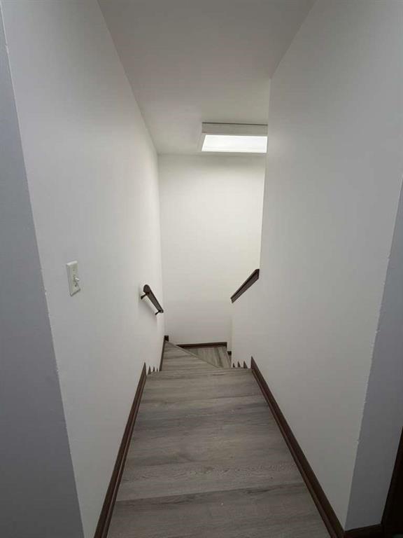 1702 Pine Tree Drive Property Photo 12