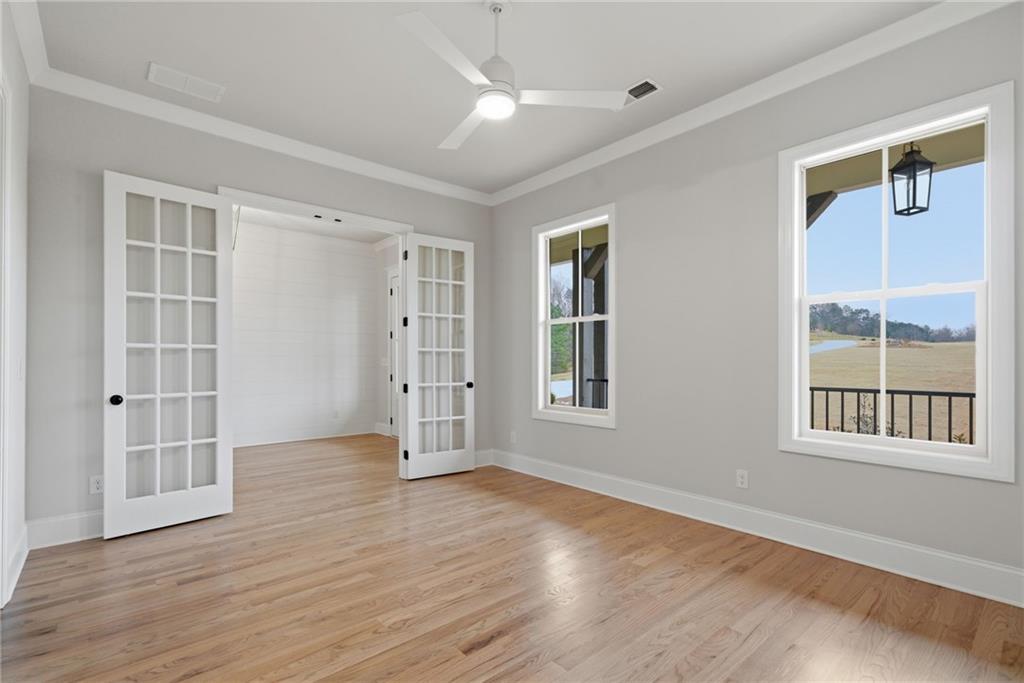 5352 Price Property Photo 17