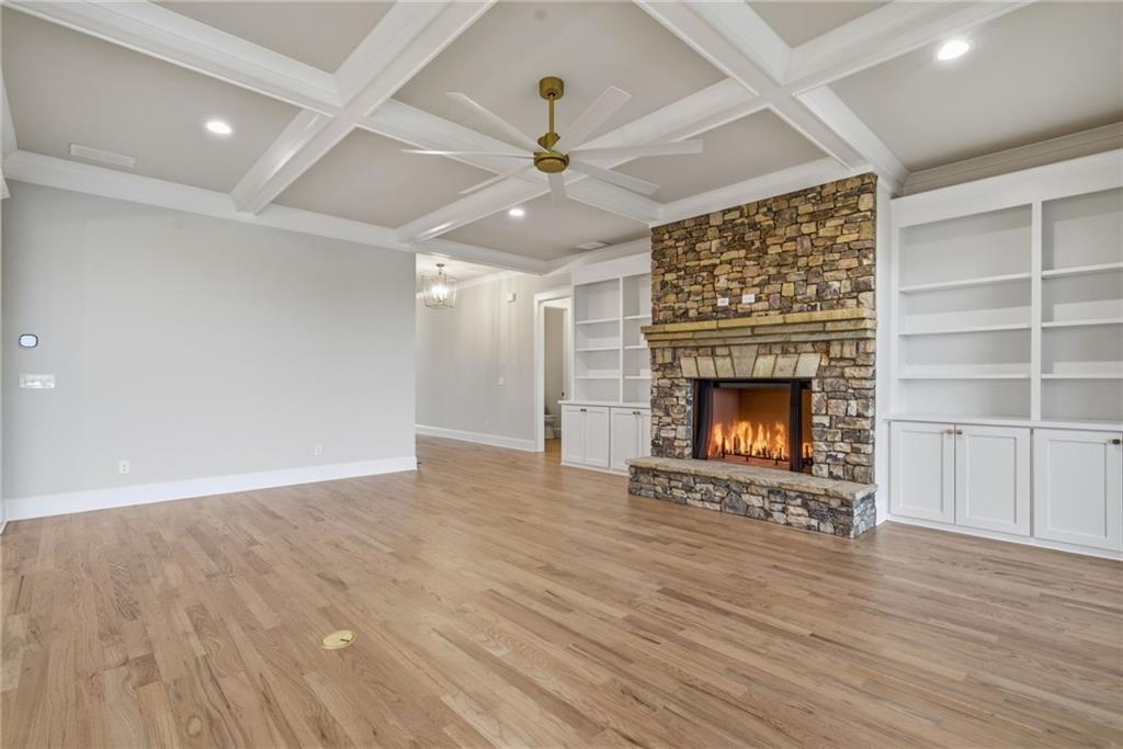 5352 Price Property Photo 23