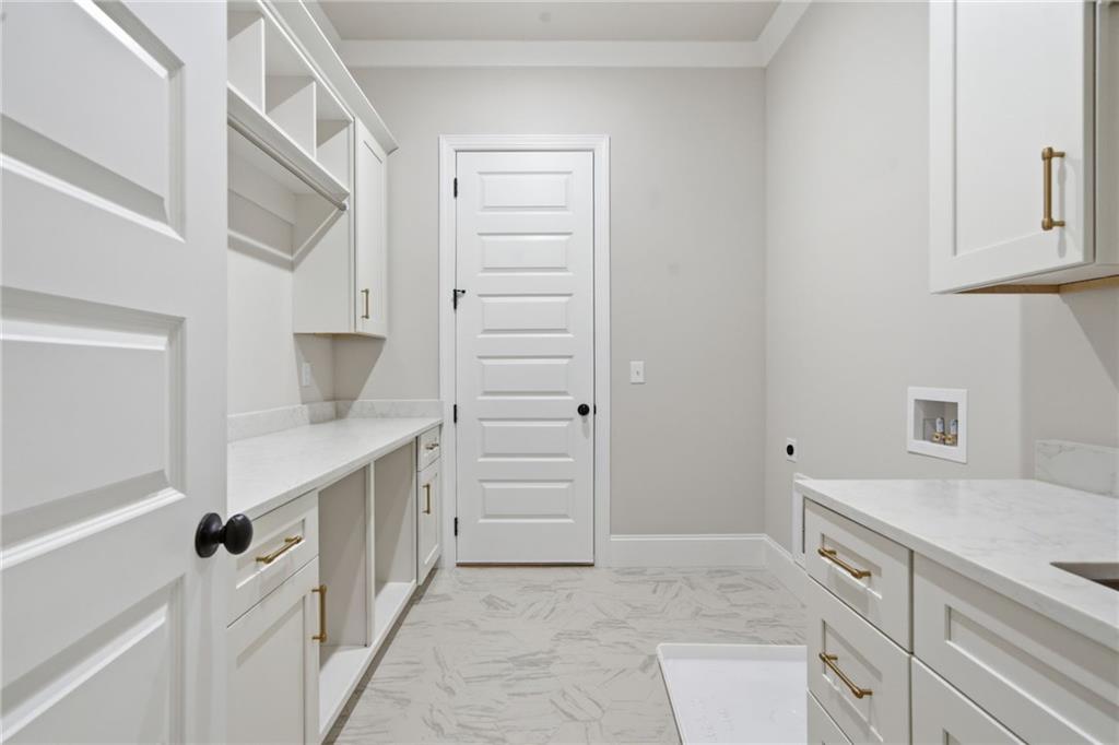 5352 Price Property Photo 35
