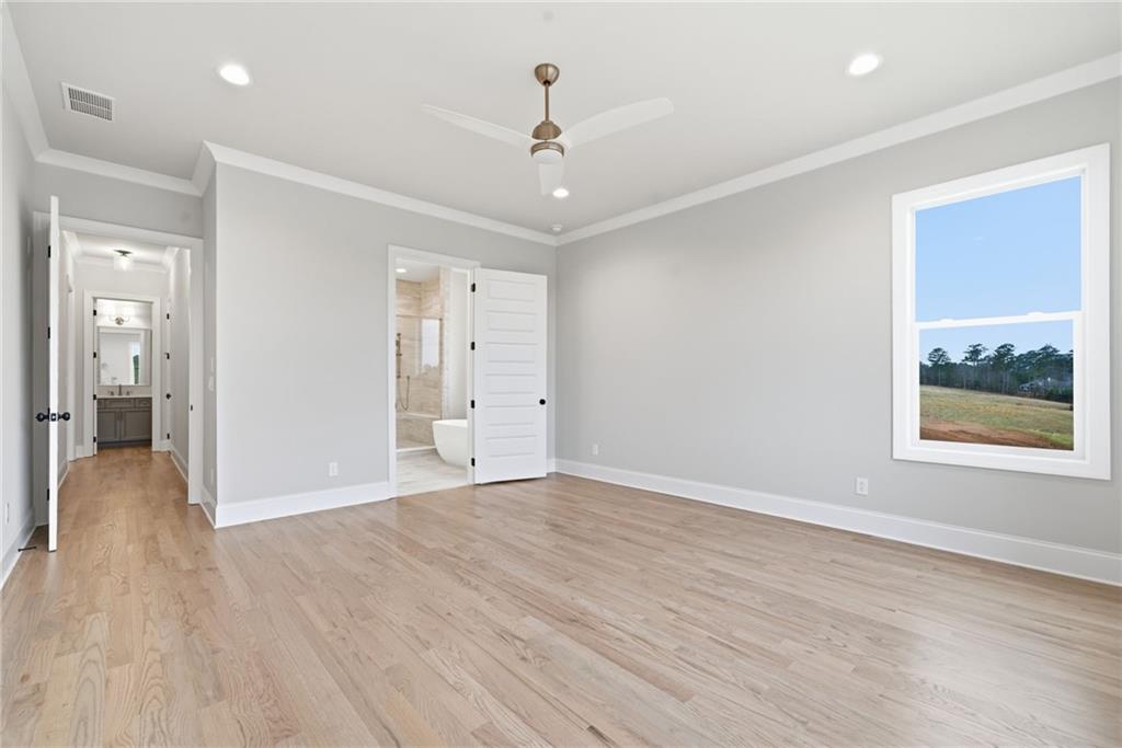 5352 Price Property Photo 38