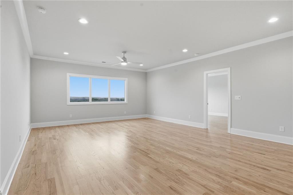 5352 Price Property Photo 44