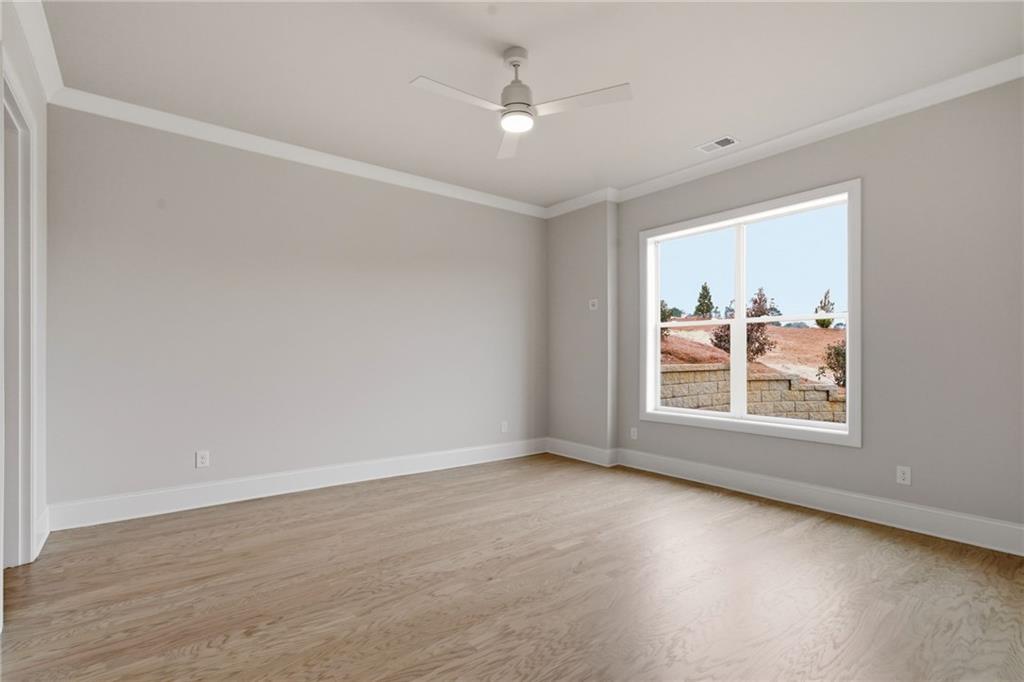 5352 Price Property Photo 56