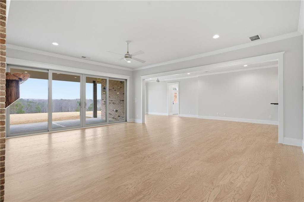 5352 Price Property Photo 58