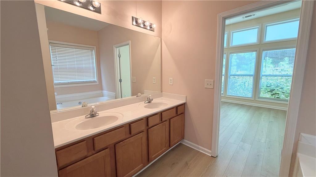 2233 Worrall Hill Dr Property Photo 26