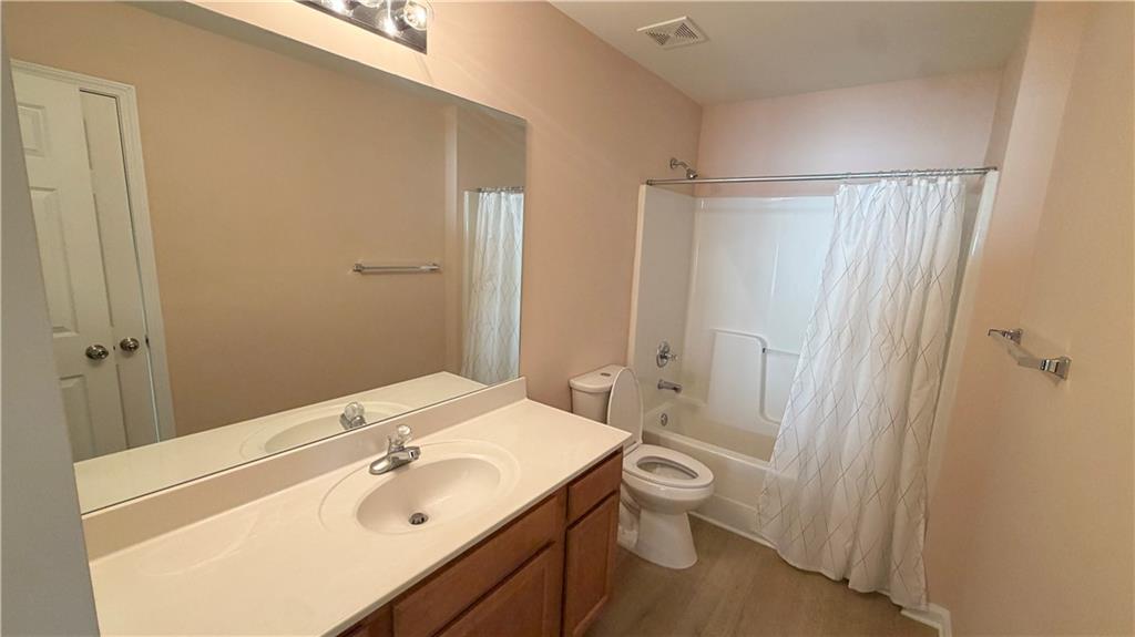 2233 Worrall Hill Dr Property Photo 38