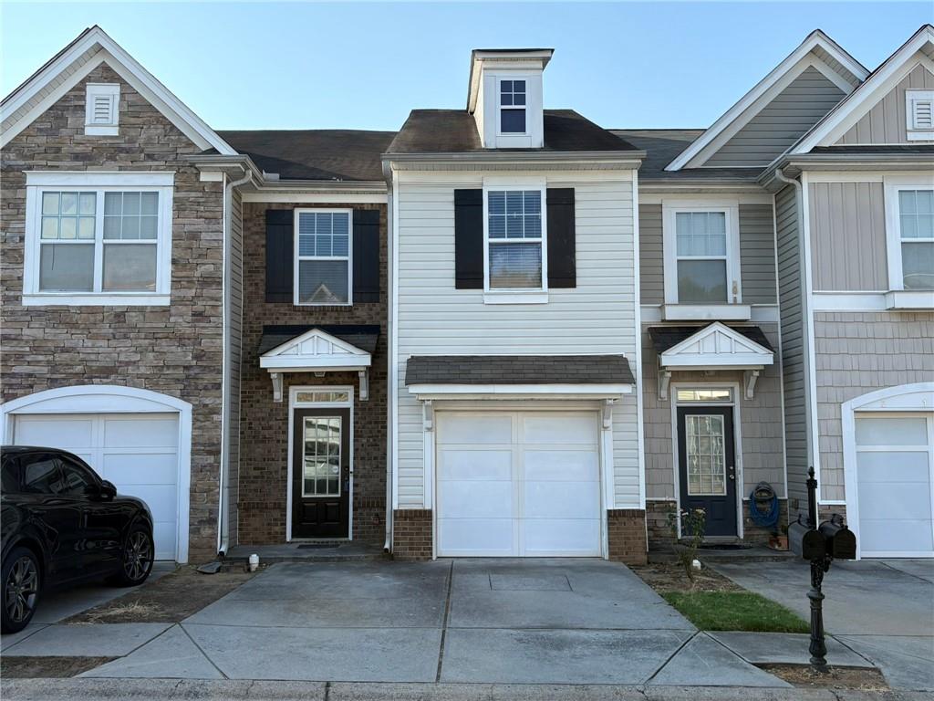2193 Executive Drive Property Photo 1