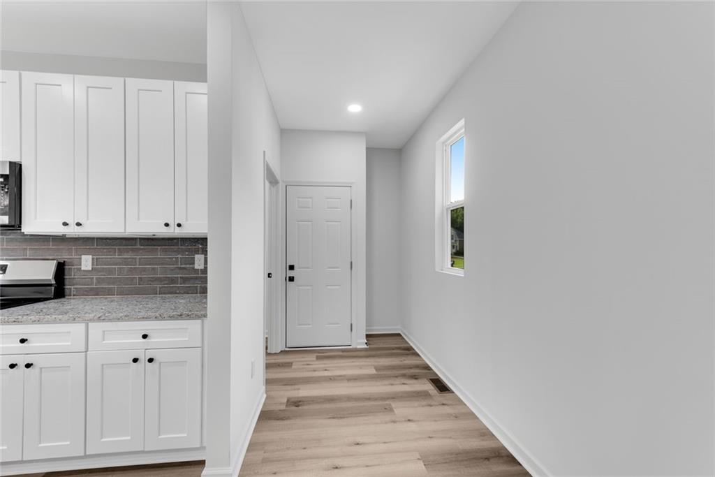 3414 Ashford Loop Property Photo 9