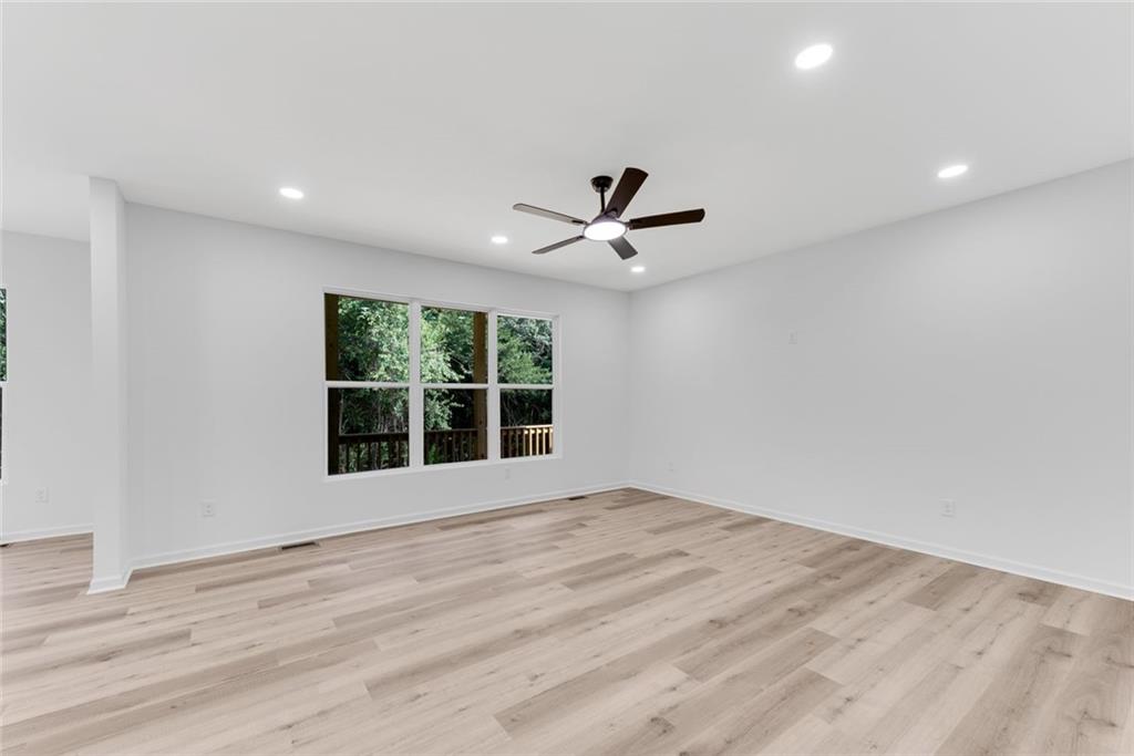 3414 Ashford Loop Property Photo 15