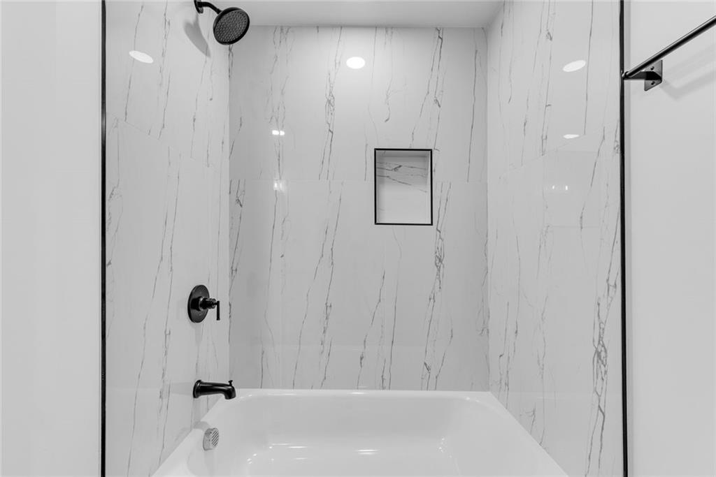 3414 Ashford Loop Property Photo 30
