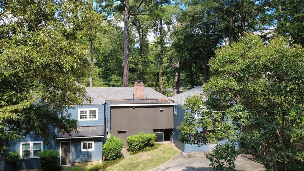 1270 Woods Circle Ne Property Photo 5