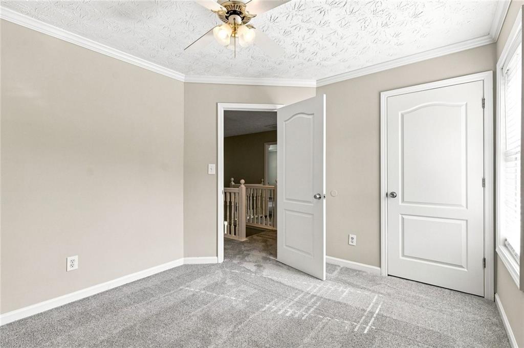304 Waterfront Drive Property Photo 16