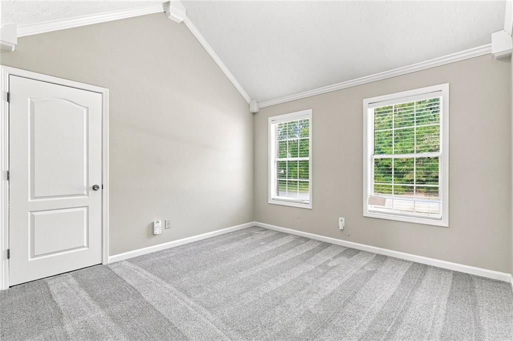 304 Waterfront Drive Property Photo 17