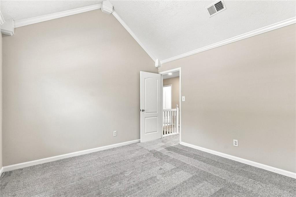 304 Waterfront Drive Property Photo 18