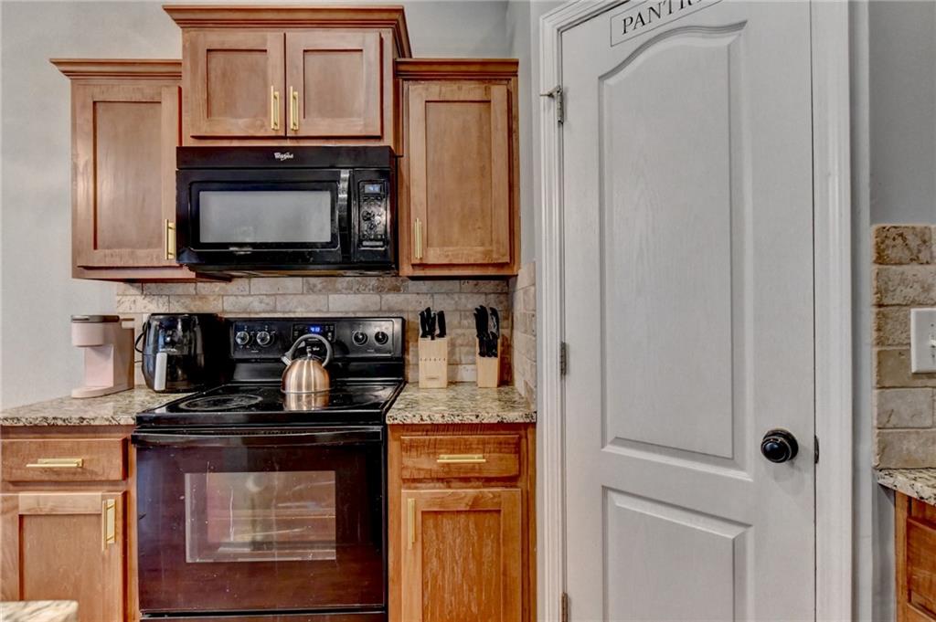 1605 Jessica Lane Property Photo 8