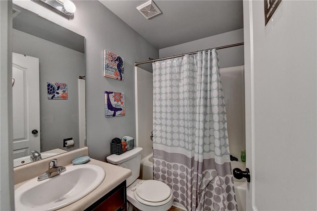 1605 Jessica Lane Property Photo 9
