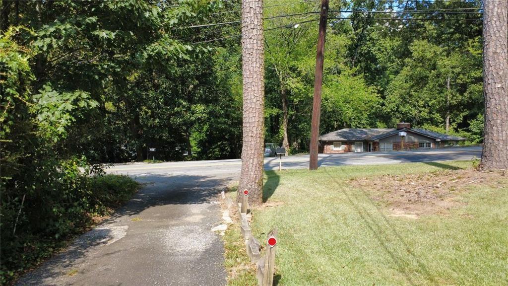 1276 Woods Circle Ne Property Photo 3