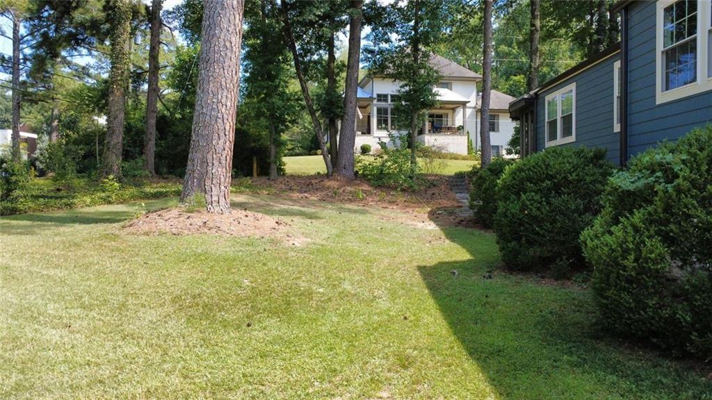 1276 Woods Circle Ne Property Photo 6