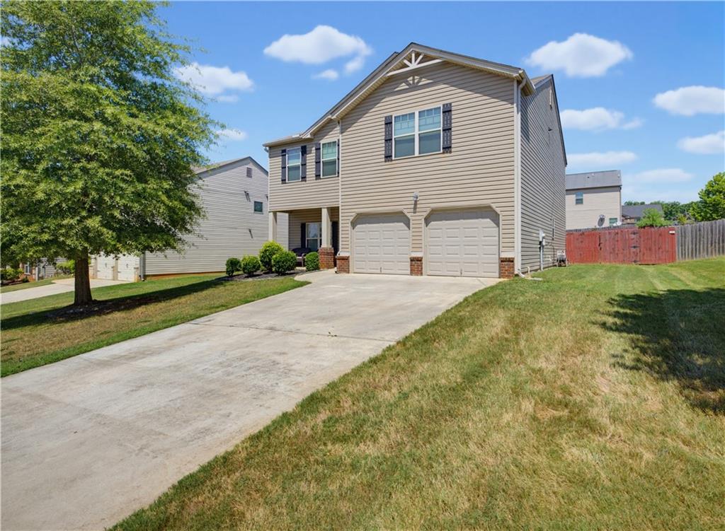 346 Lamont Lane Property Photo 2