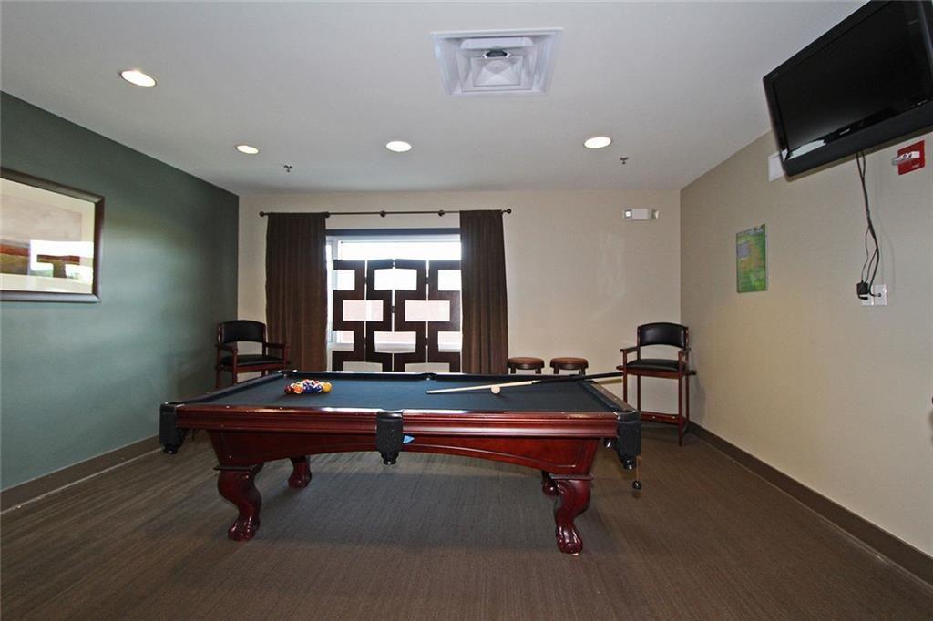 7827944 Property Photo 33
