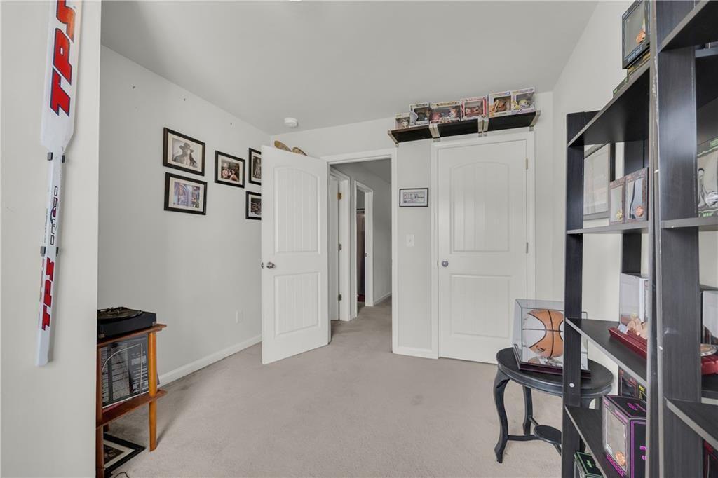 1735 Snapping Court Property Photo 12