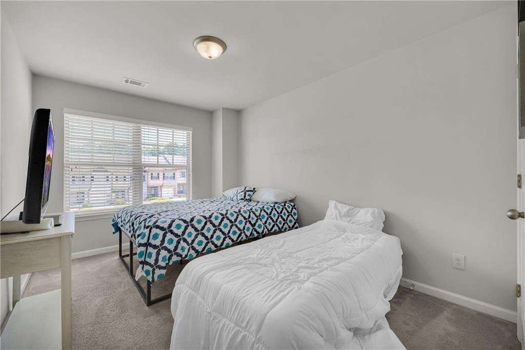 1735 Snapping Court Property Photo 14