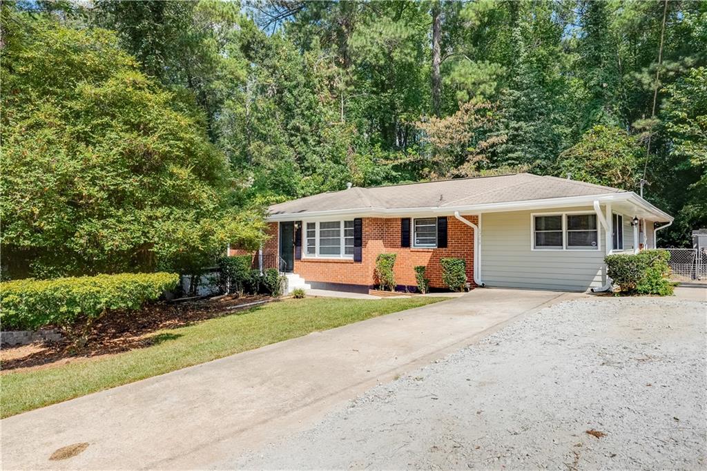 1709 Lee Street Property Photo 1