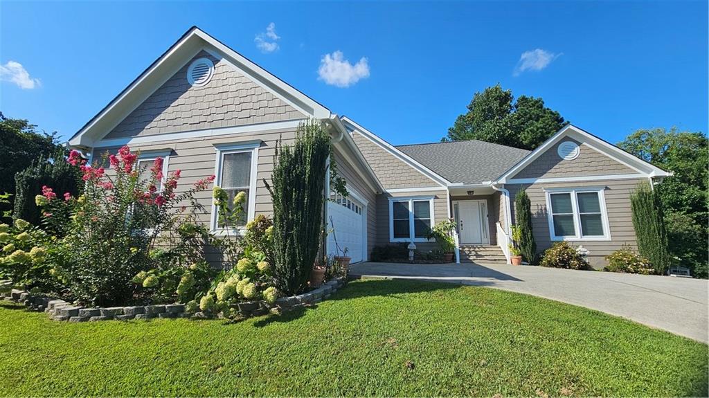 2290 Black Bear Court Property Photo 1