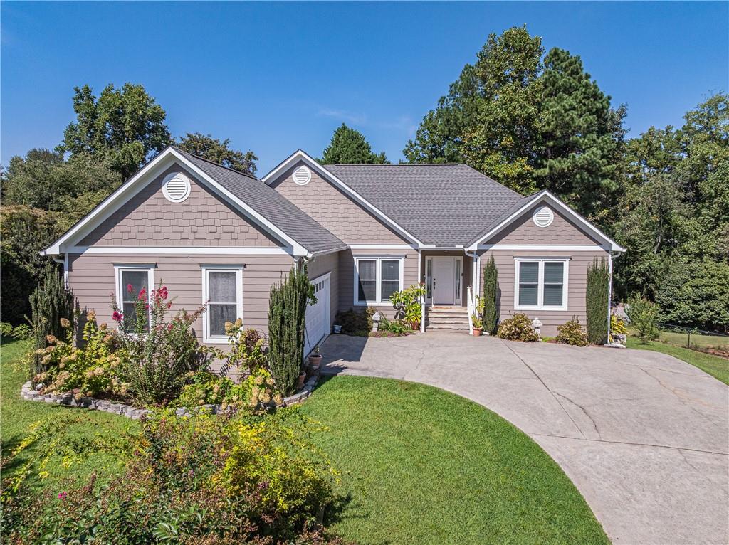 2290 Black Bear Court Property Photo 1